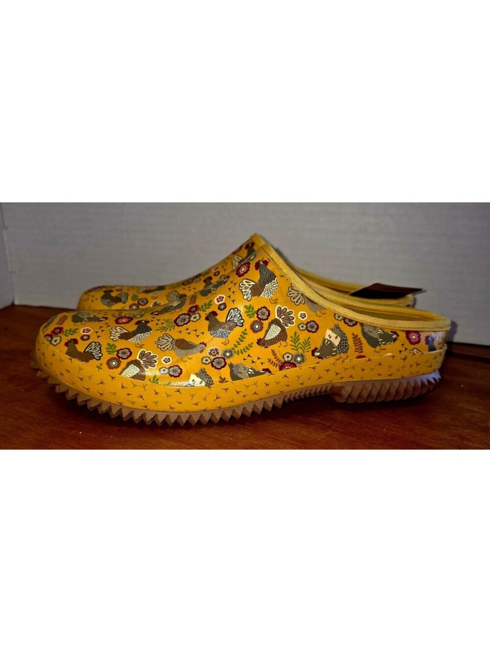 Western Chief Chicken Co-Op Garden Clogs size 10 NWT